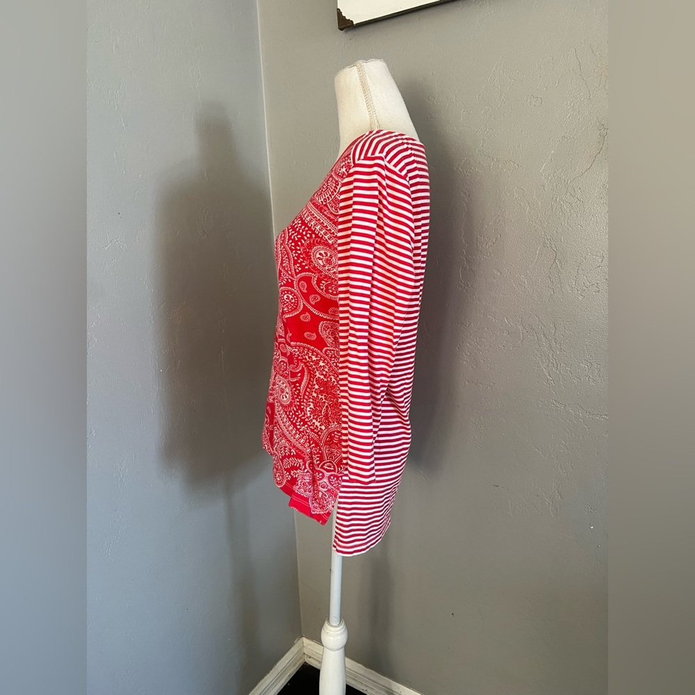 Chico's Red Paisley and Striped Top size 1 - Picture 2 of 8